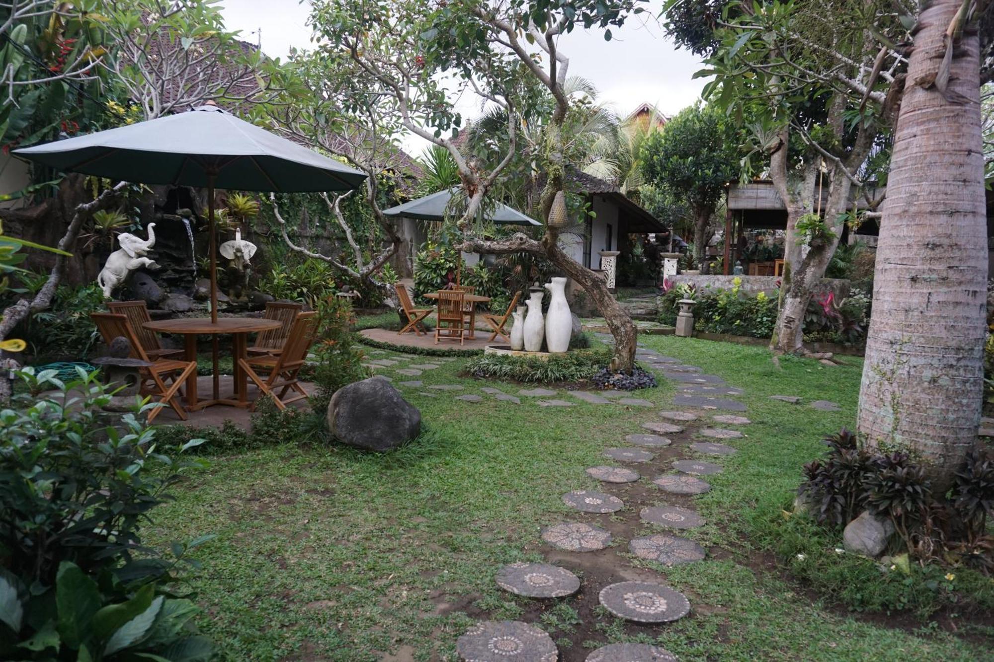 Hotel Liyer Spirit House Ubud Exterior foto