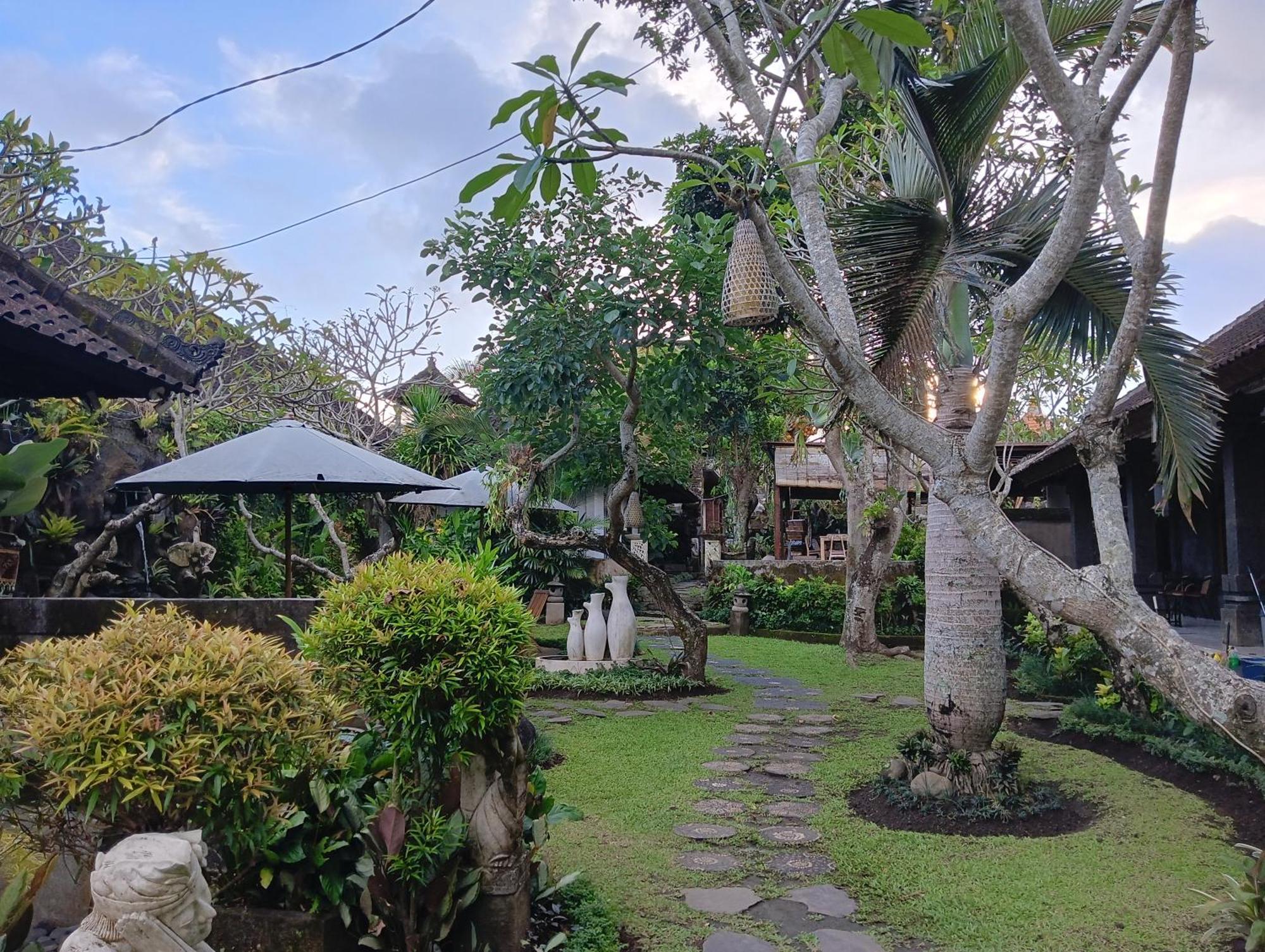 Hotel Liyer Spirit House Ubud Exterior foto